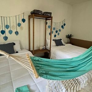 Habitación con 2 Camas Individuales